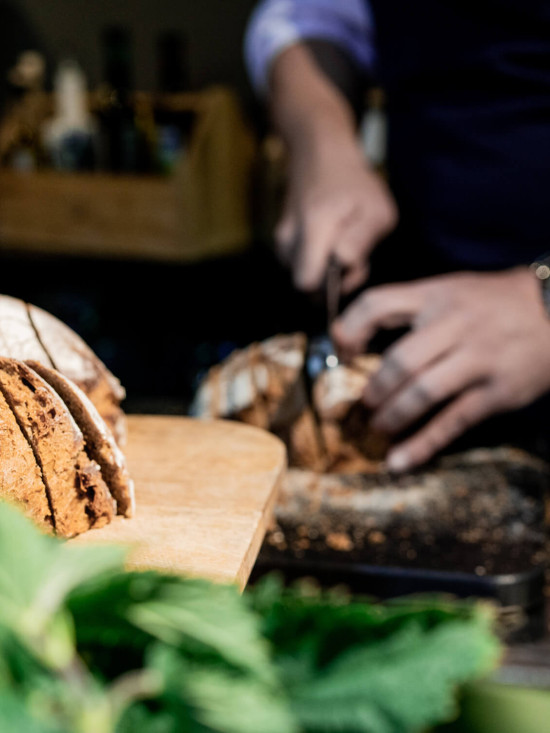 Frisches Brot und andere kulinarische Meisterwerke aus der Loftküche